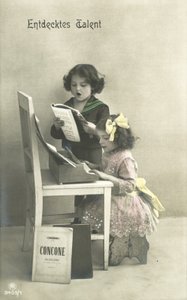 Bambini che cantano (foto a colori) da Photographer German