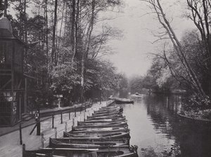 Nel Tiergarten, stazione delle barche al Neuer See da Photographer German