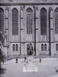 Lipsia: Thomaskirche con monumento a Bach da Photographer German