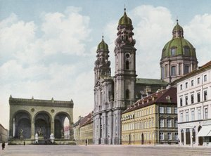 Monaco: Theatinerkirche e Feldherrnhalle da Photographer German