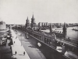 Oberbaumbrücke con la ferrovia sopraelevata
