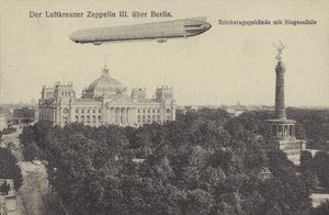 Zeppelin LZ III che vola sopra Berlino