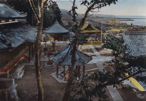 Giappone, c.1912: Miidera, una delle 8 Vedute di Ohmi, vicino a Kyoto da Photographer Japanese