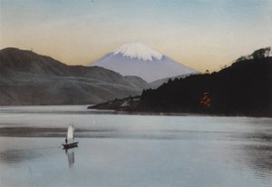 Giappone, c.1912: Monte Fuji dal Lago Hakone da Photographer Japanese