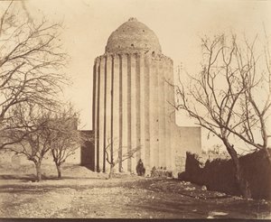 [Bastam, Torre della Tomba costruita nel 1313, Khorasan], anni 1840-60 da Possibly by Luigi Pesce.