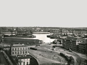 I Docks, Southampton, 1895 da Poulton and Co