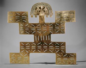 Pettorale in tumbaga fuso, da Huaca del Dragon, Caldas, Colombia, stile Tolima
