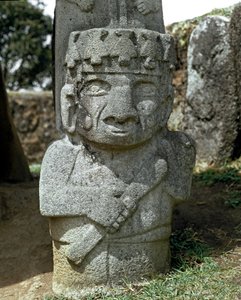 Scultura megalitica di un guerriero da Pre Columbian Pre Columbian