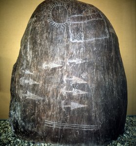 Civiltà dei Camuni. Stele di Bagnolo tipo 1 a