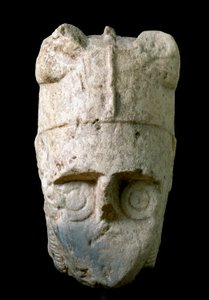 Testa di un arciere con elmo cornuto (miles cornutus), da Monte Prama (Cabras), conservato al Museo Archeologico Nazionale di Cagliari da Prehistoric Prehistoric