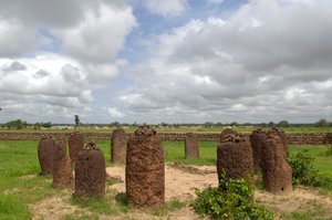 Preistoria: cerchio megalitico di pietre di Wassu, Gambia da Prehistoric Prehistoric