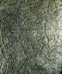 Preistoria, arte rupestre: petroglifo (graffito su pietra) di figure umane. Neolitico, Età della Pietra. (Azerbaigian) Età del Bronzo. Baku, Museo Statale di Storia delle Religioni dell