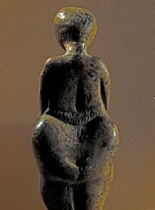 Preistoria: statua di donna gravettiana dal sito di Kostenki (Oblast
