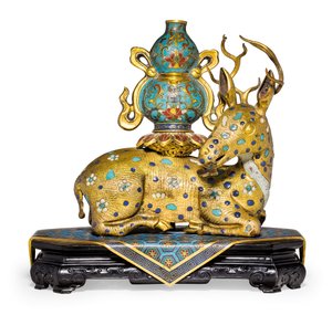 Una coppia di cervi sdraiati da Qing Dynasty   Qianlong Period Chinese
