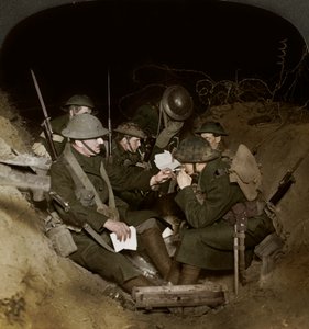 Una sera nelle trincee di riserva a Beaumont Hamel, Francia, Prima Guerra Mondiale, 1914-1918 da Realistic Travels Publishers