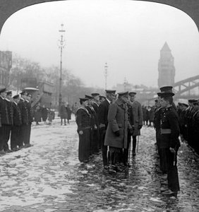 Sir Douglas Haig ispeziona i marinai, Prima Guerra Mondiale