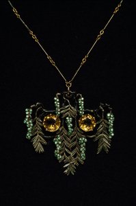 Art Nouveau: collana in oro, topazio e smalti da Rene Jules Lalique