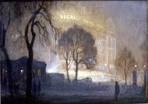 Il Regal da Hyde Park in una notte nebbiosa