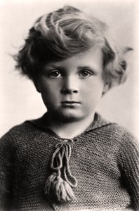 Bambino Giovanni, inizio XX secolo