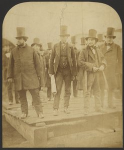 [Ritratto di gruppo: J. Scott Russell, Henry Wakefield, Isambard Kingdom Brunel, Lord Derby] da Robert Howlett