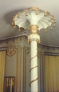Dettaglio di una colonna nella Sala del Nord da Robert Jones