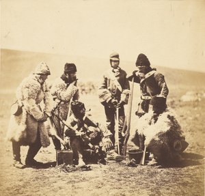 Il capitano Pechell e gli uomini del 77° reggimento - Abito invernale. da Roger Fenton