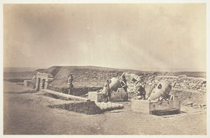 Batterie di mortai di fronte alla Picquet House, Divisione Leggera da Roger Fenton