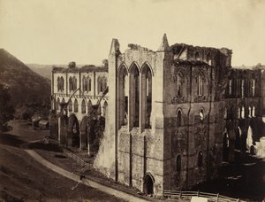 Abbazia di Rievaulx, il transetto nord da Roger Fenton