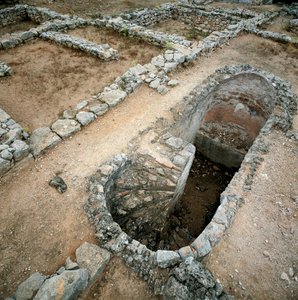 Cisterna della città greco-romana di Ampurias, II secolo a.C. da Roman