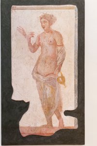 Ragazza con una scatola, collezione Pallavicini Rospigliosi, circa 200 d.C., inv 103420 da Roman