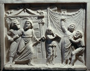 Rilievo di scena teatrale dalla commedia 