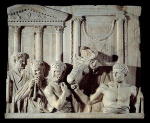 Arte antica romana: frammento di un rilievo architettonico: preparazione di un sacrificio. Scultura in marmo, da Roma da Roman