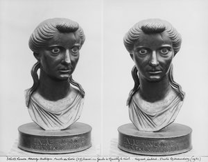 Due vedute di un busto di Livia (58 a.C.-29 d.C.)
