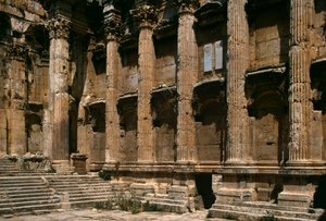 Tempio di Bacco (dettaglio), Alto Periodo Imperiale (27 a.C.-395 d.C.)