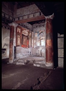 Altare del Tempio (collegio) degli augustali, V secolo a.C.-I secolo d.C. da Roman Roman