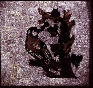 Uccello su un albero