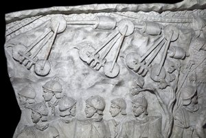Arte romana: macchine da guerra durante la Seconda Guerra. Stampo del 1862 che riproduce i bassorilievi della colonna di Traiano (Colonna Traiana) a Roma costruita durante il regno dell
