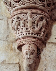 Una sirena, capitello scolpito del presbiterio