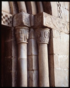 Capitelli della chiesa