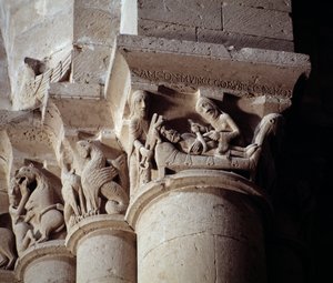 Dalila taglia i capelli di Sansone (capitello scolpito del transetto)