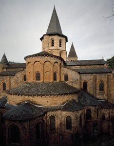 Arte romanica: vista della chiesa dell