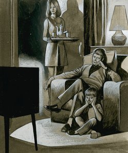 Una famiglia che guarda la televisione in bianco e nero negli anni 