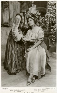 Rosina Filippi e Sari Petrass, attrici