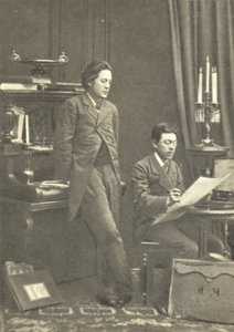 Anton Cechov (a sinistra) con suo fratello Nikolay a Mosca da Russian Photographer