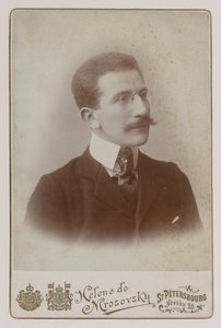 Ritratto del pittore Leon Bakst (1866-1924) da Russian Photographer