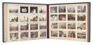 La famiglia imperiale russa, pagina da un album di fotografie, c.1897-99