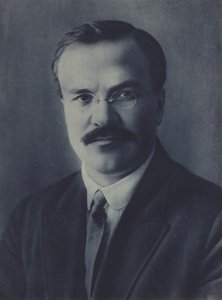 Vyacheslav Molotov, politico, diplomatico e Ministro degli Esteri sovietico