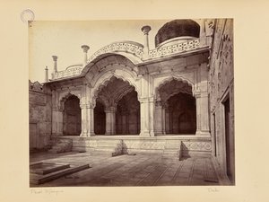 Delhi; il palazzo, la Moti Masjid (Moschea delle Perle) da Samuel Bourne
