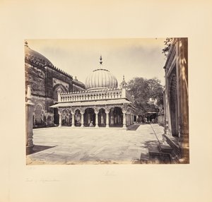 Delhi; la tomba di Nizam-ud-Din da Samuel Bourne