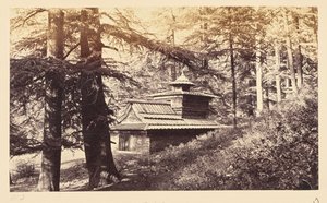 Simla; Tempio vicino alla cascata